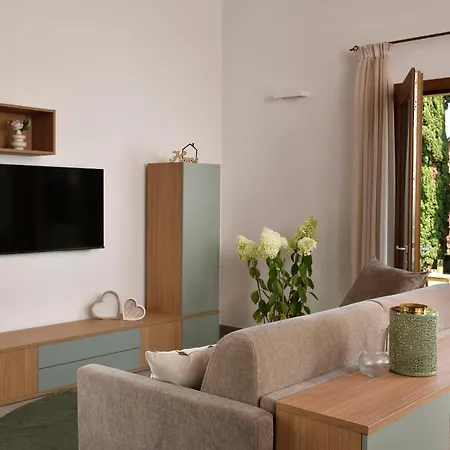 Borgo Apartment *